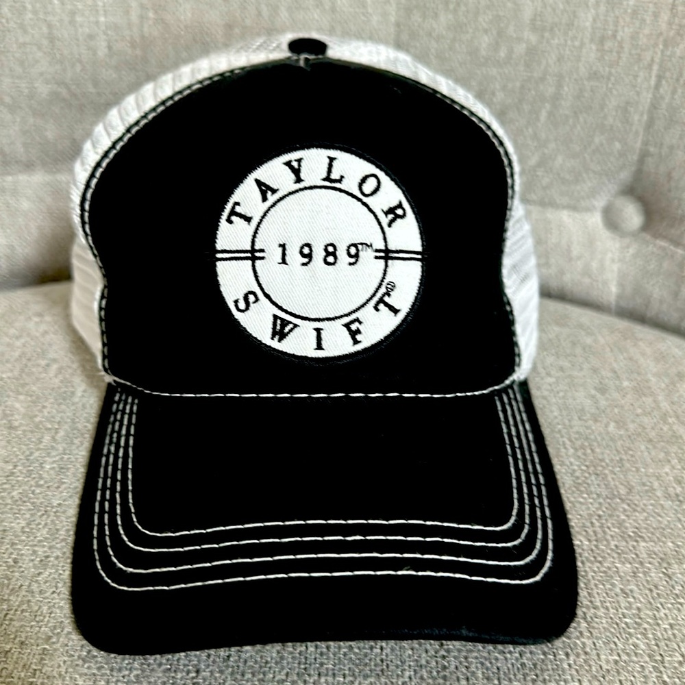 Taylor Swift 1989 Concert Trucker Hat